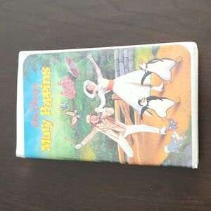 WALT DISNEY'S MARY POPPINS